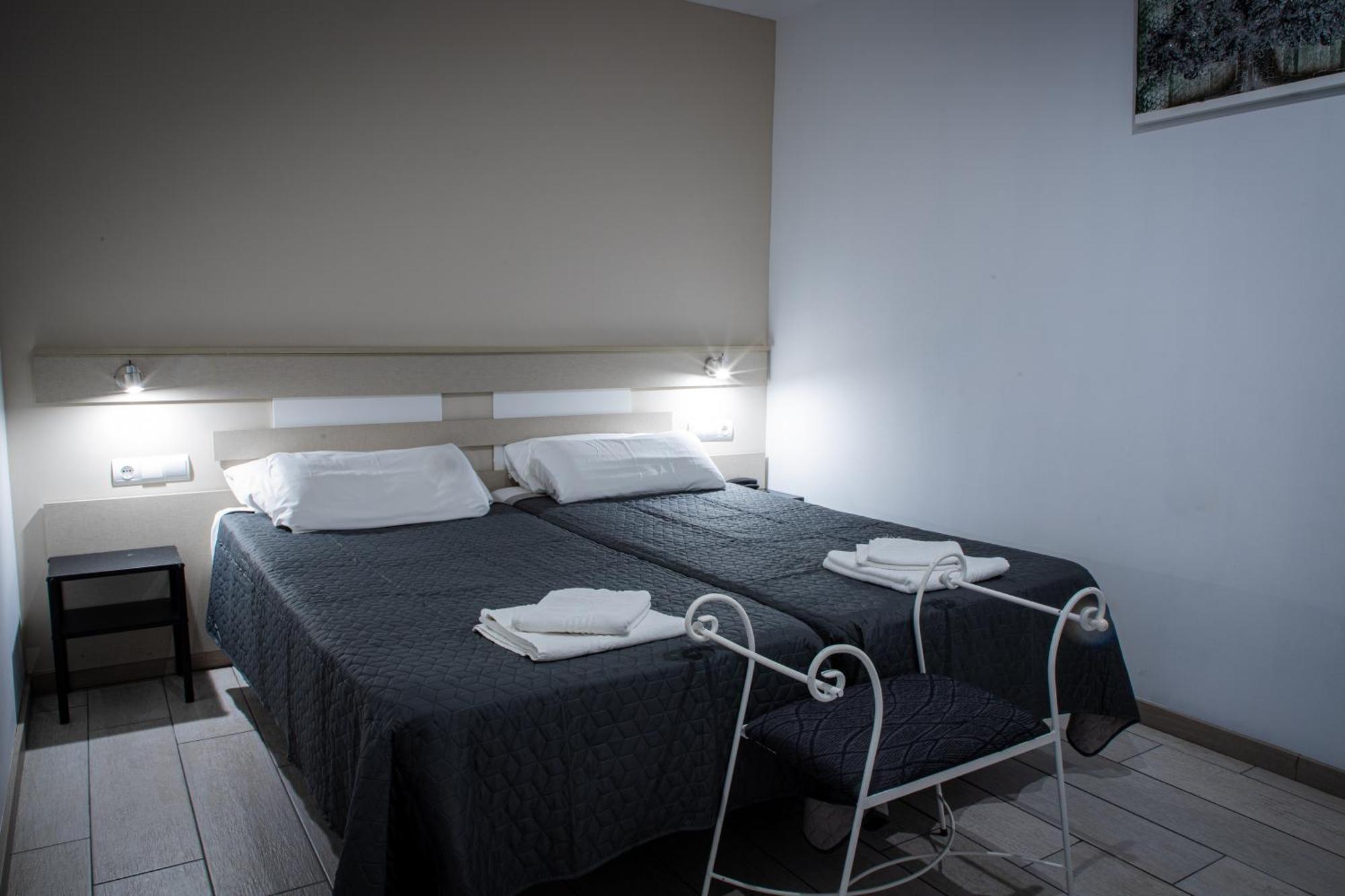 Apartamentos Comfort Calella Exterior foto